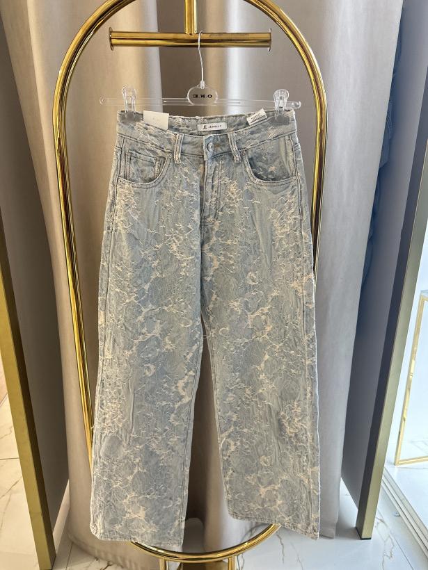 JE SPODNIE JEANS HAFT JW840