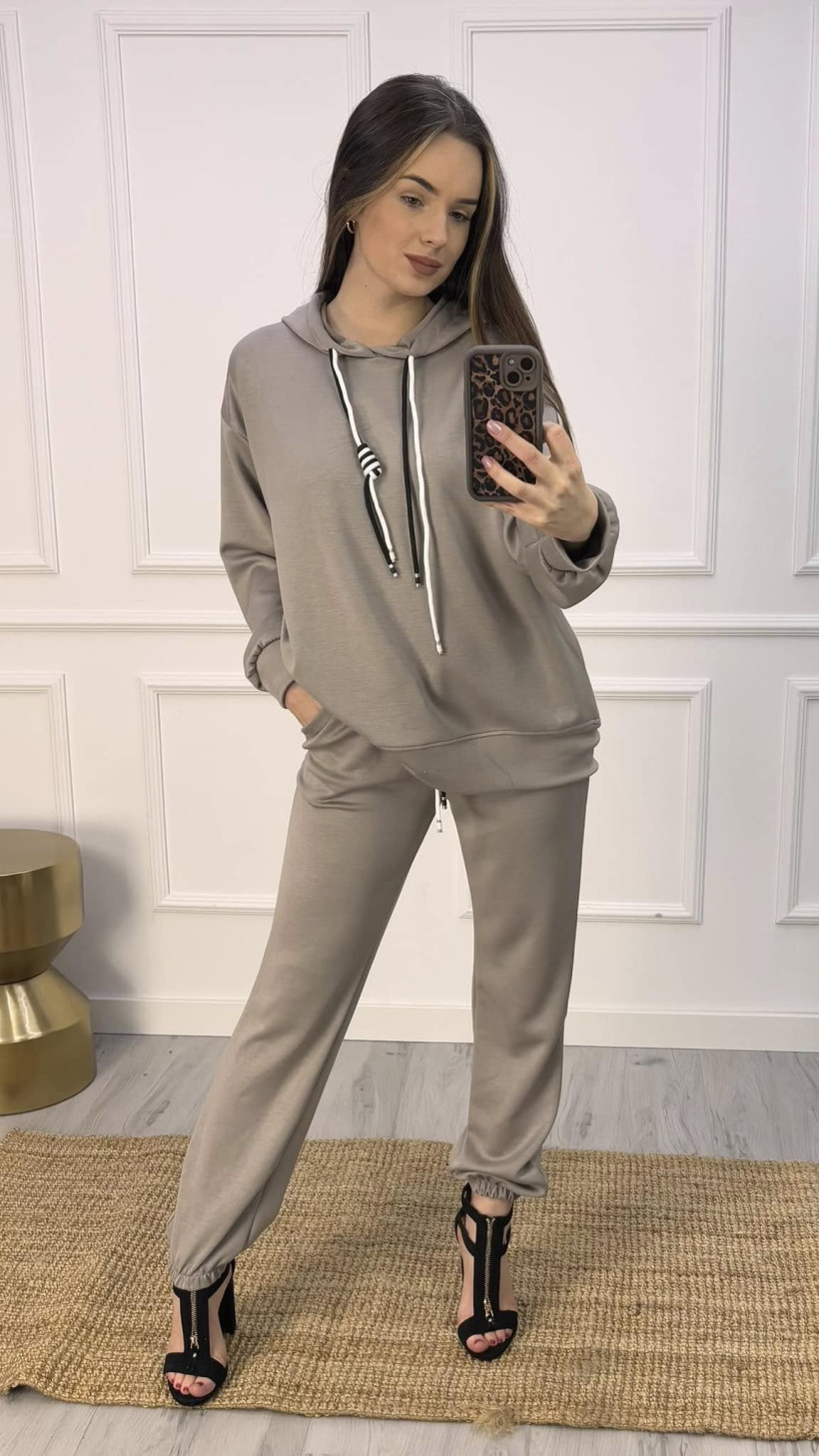 Komplet Punto Milano Winter bluza z kapturem + spodnie beż
