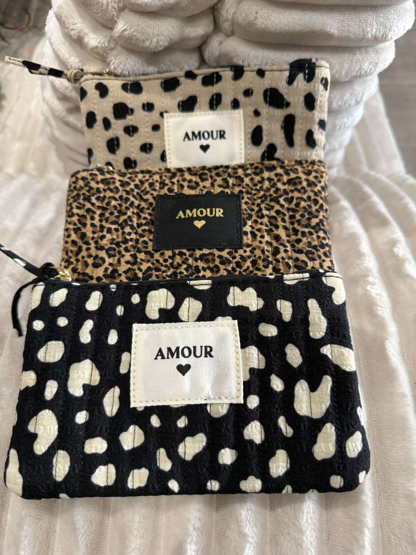Pochette AMOUR