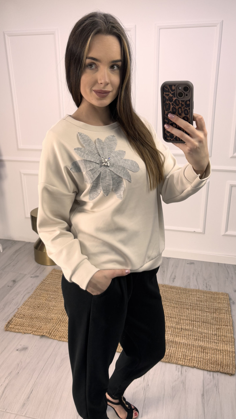 Bluza kwiat- masełko beż