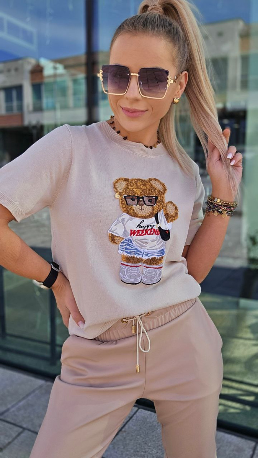 sweterek z misiem/ krótki rękaw/misio w koszulce z napisem weekend/kolor beż