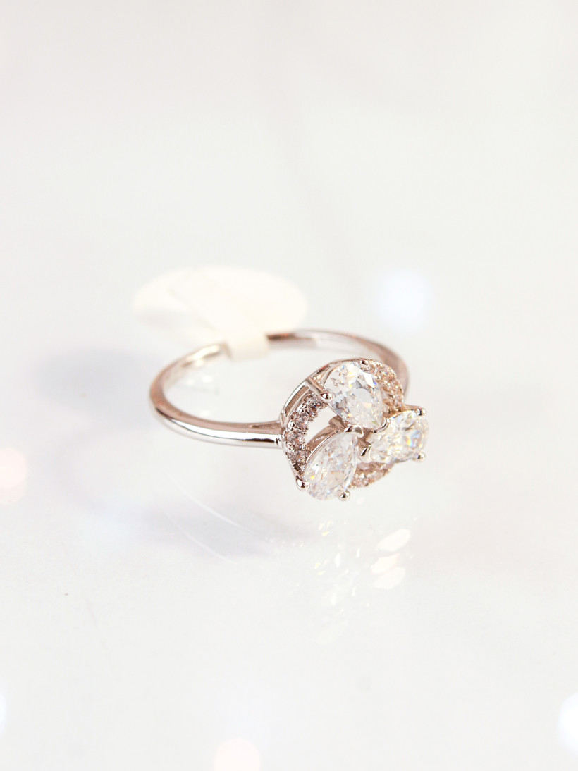 PIERSCIONEK RODOWANY