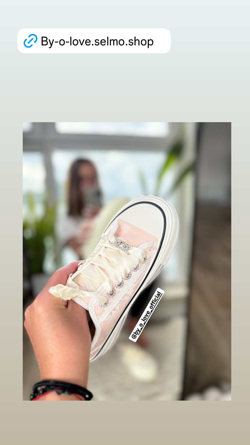 Trampki perełki róż buty