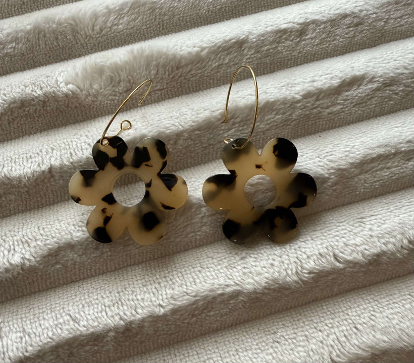 boucle d'oreille
