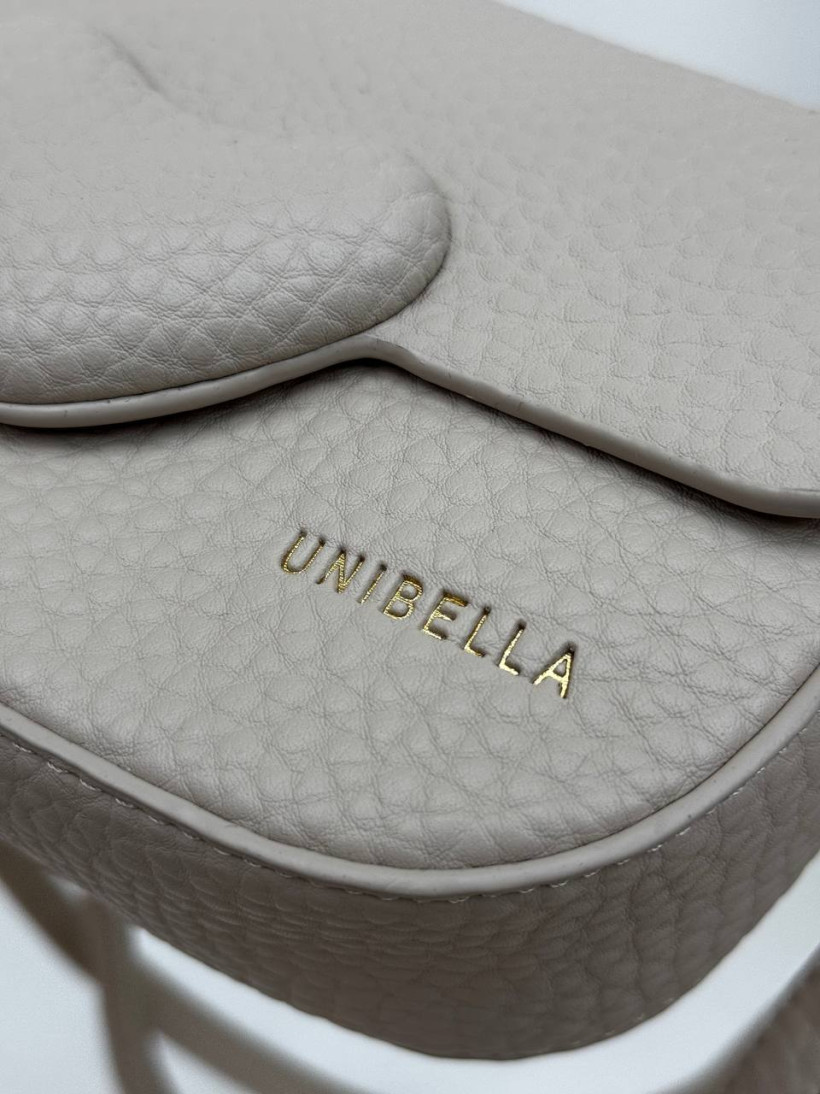 torebka mała z serduszkiem kolor jasny beż