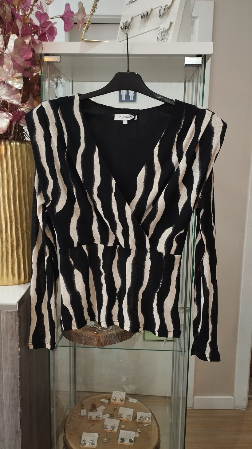 Blusa com padrão de zebra