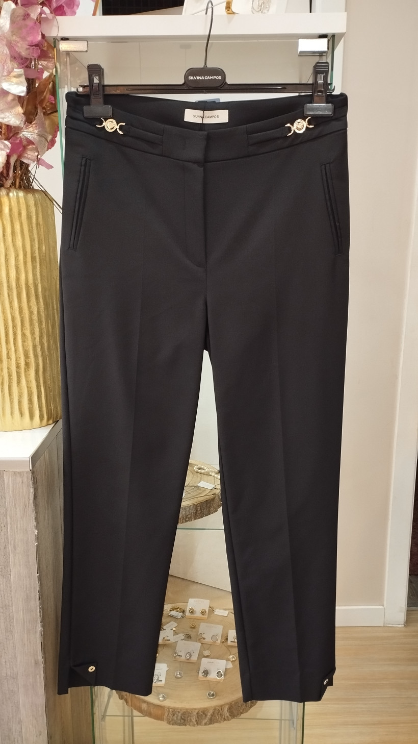 Calças pretas
