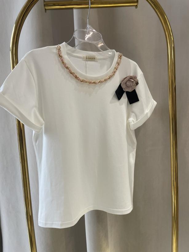 MONIQUE TSHIRT DEKOLT ŁAŃCUSZEK