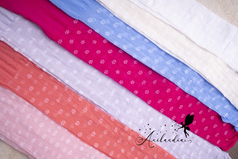 Rajstopki drobne kwiatuszki biel