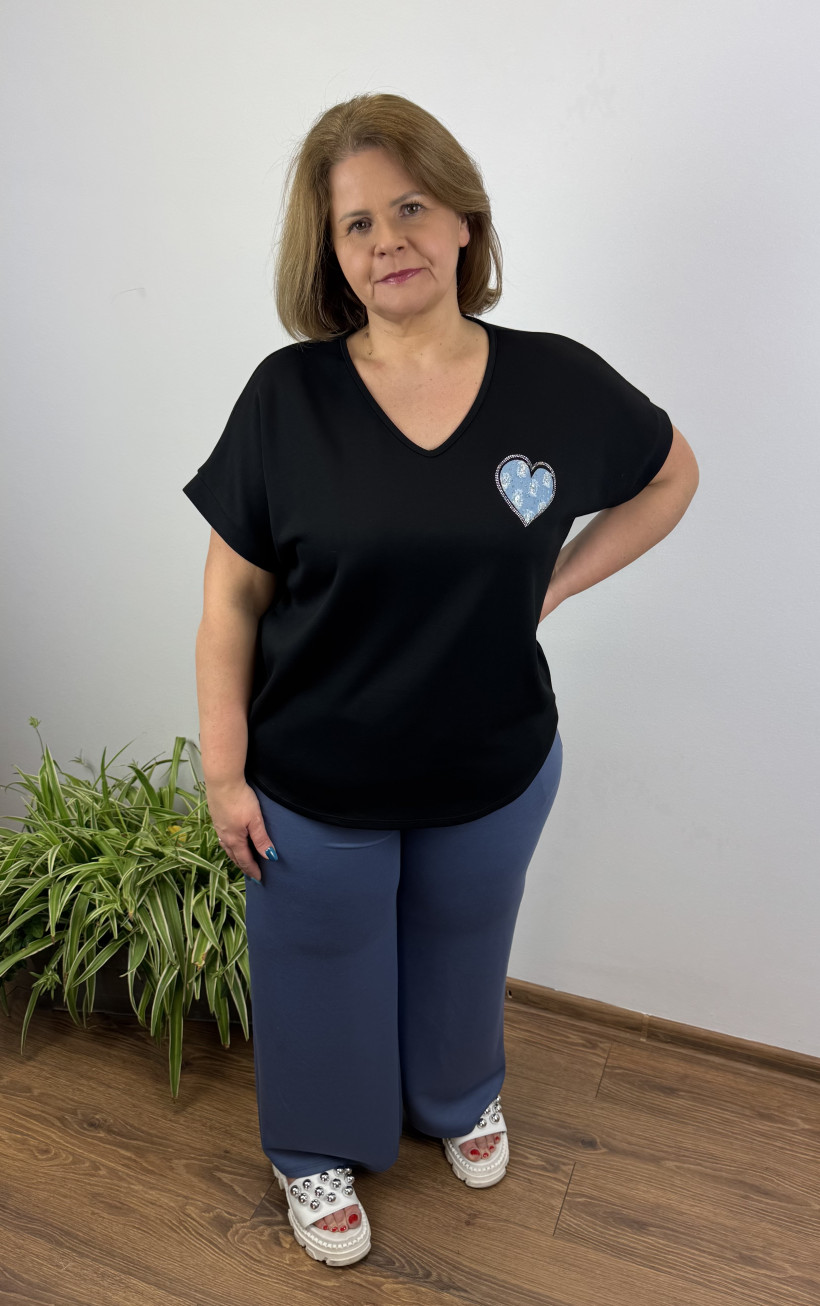 Bluzka w serek lekki nietoperz, jeansowe serduszko - denny - 86474 - czarna