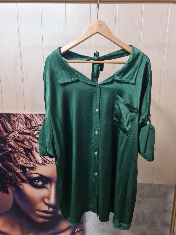 Koszula satynowa Plus Size wiązana z tyłu - zielona