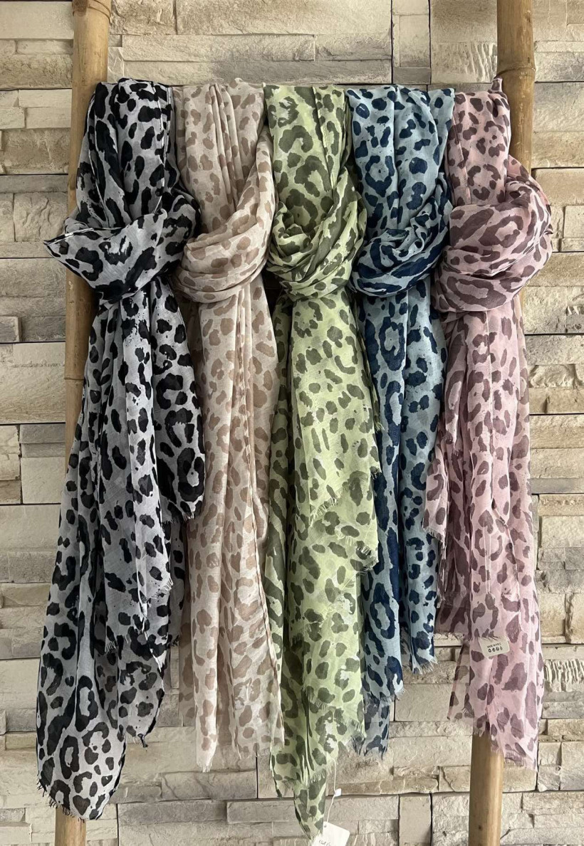 foulard imprimé leopard