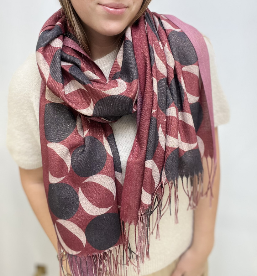 SZAL ZE ZŁOTĄ NITKĄ