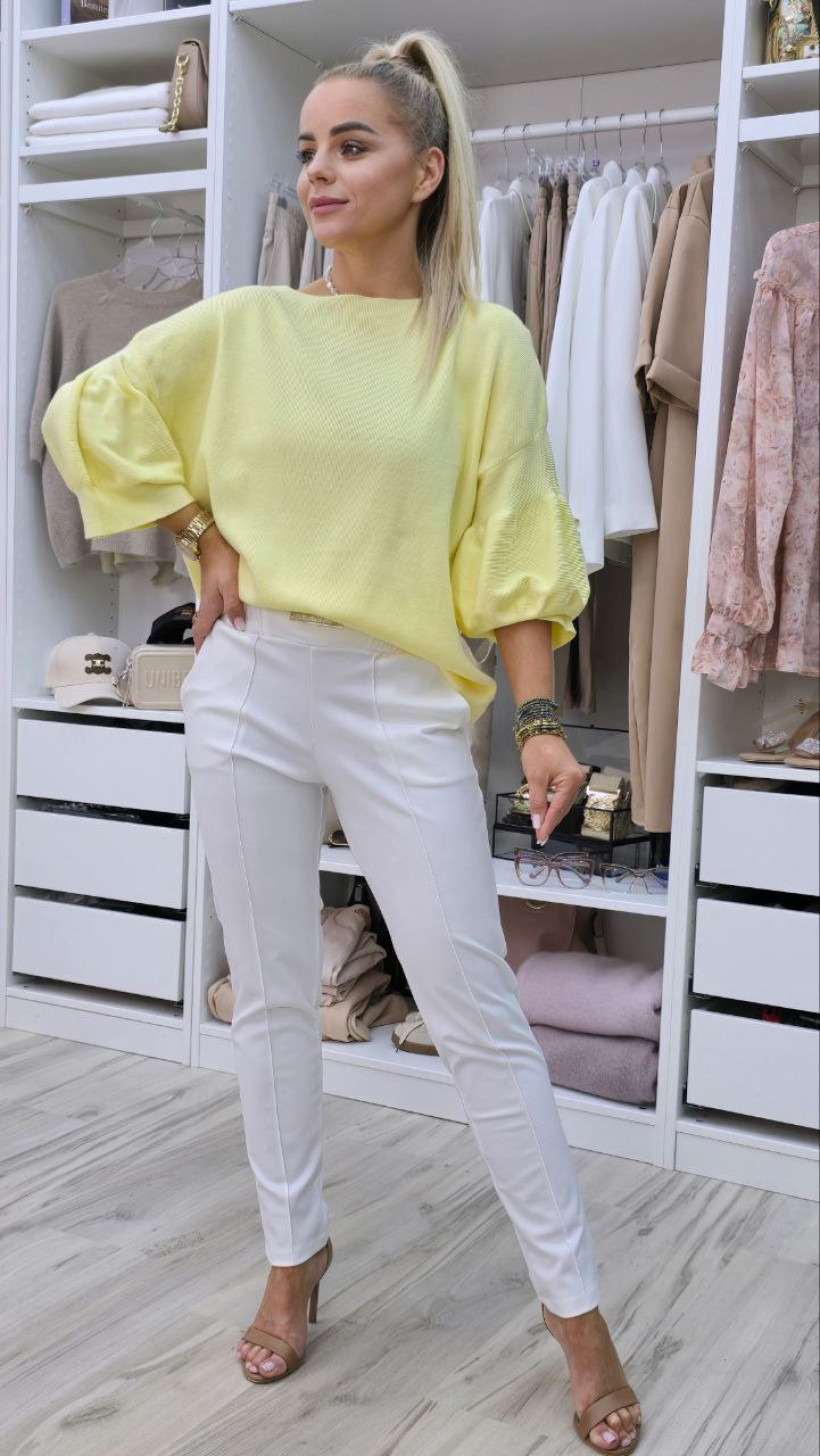 Sweterek żółty, rękawek bufka.