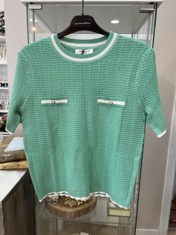 Blusa verde de manga curta