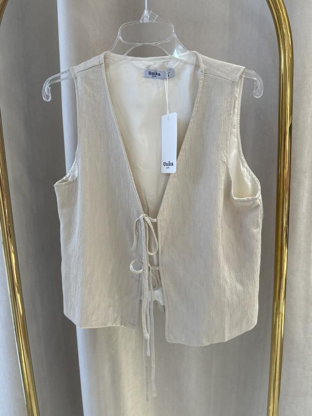 UNIKA KAMIZELKA BEŻOWA WIĄZANA KREPA