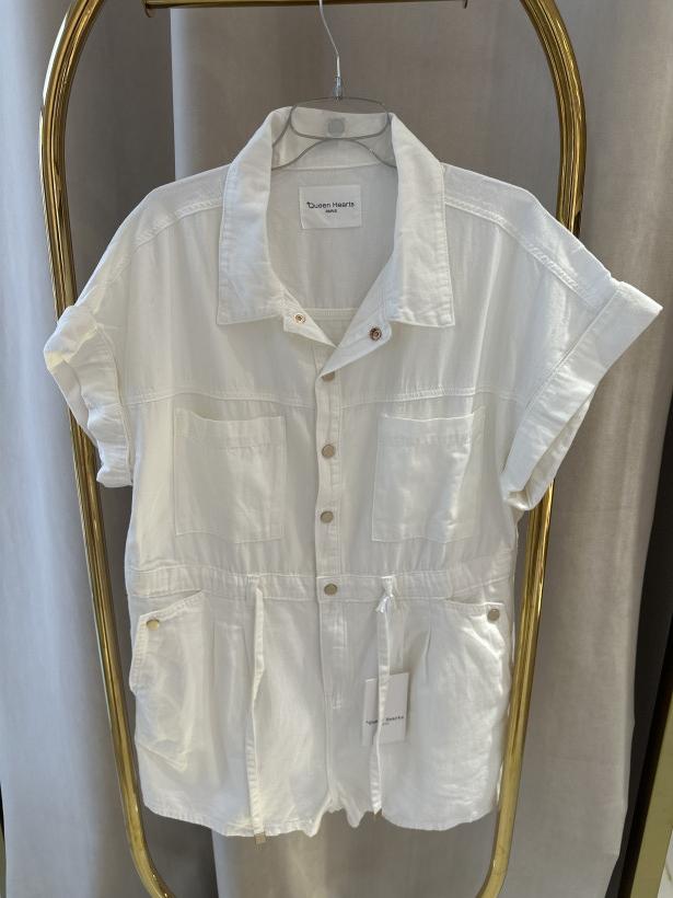 QH KOMBINEZON JEANS ŚMIETANKA KRÓTKI