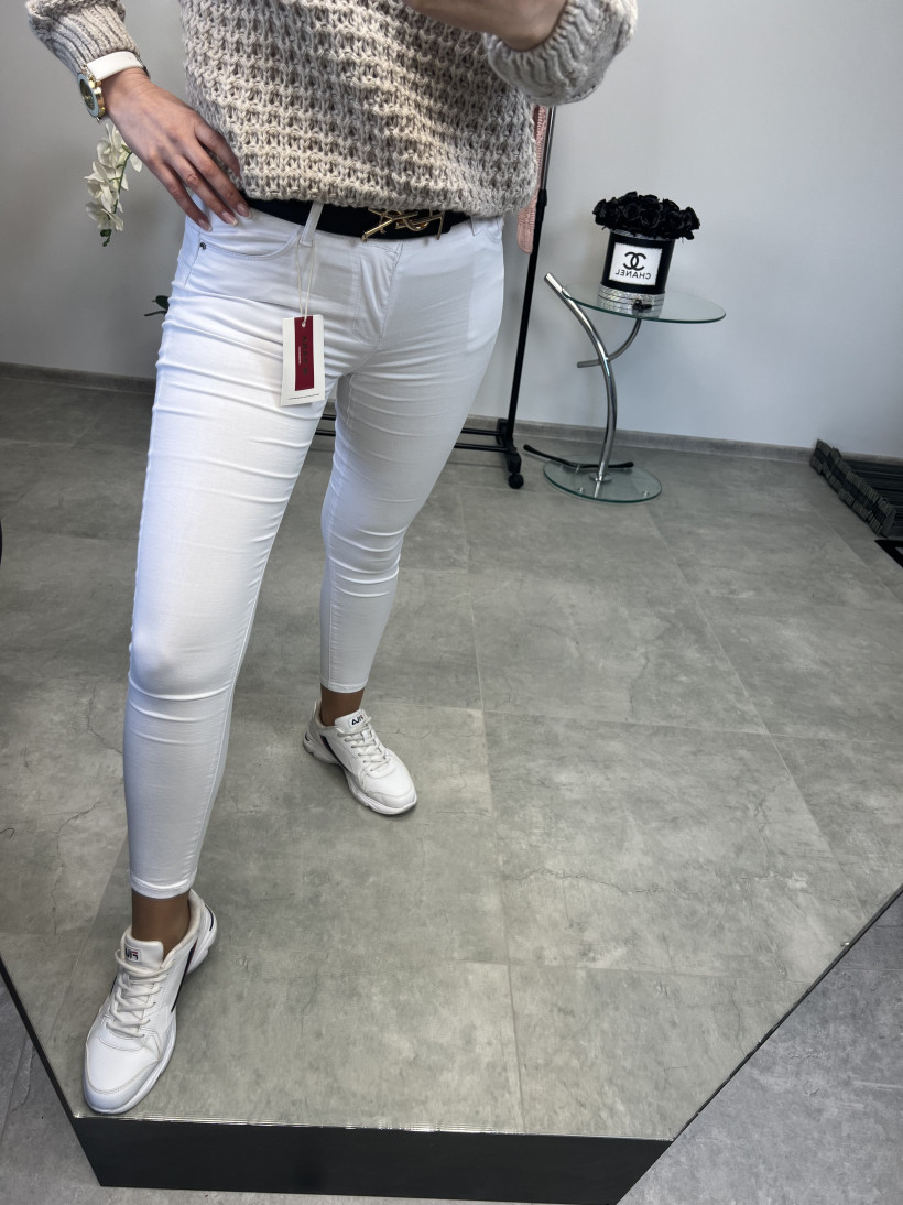 Spodnie 82 jeans białe MSara