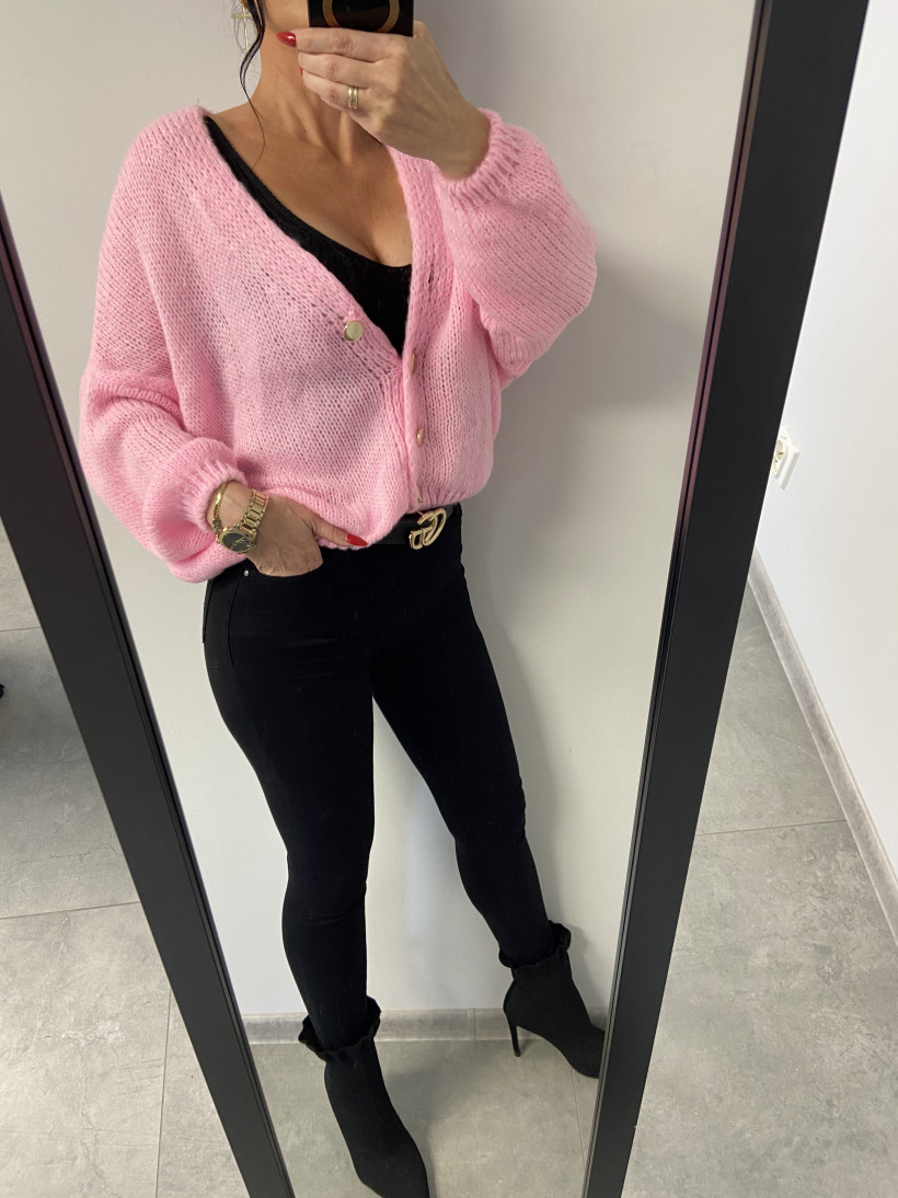 Sweterek 111 z guzikami