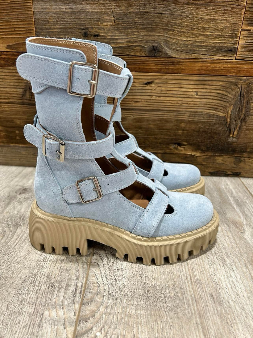 By o la la..! workery "gladiatorki"