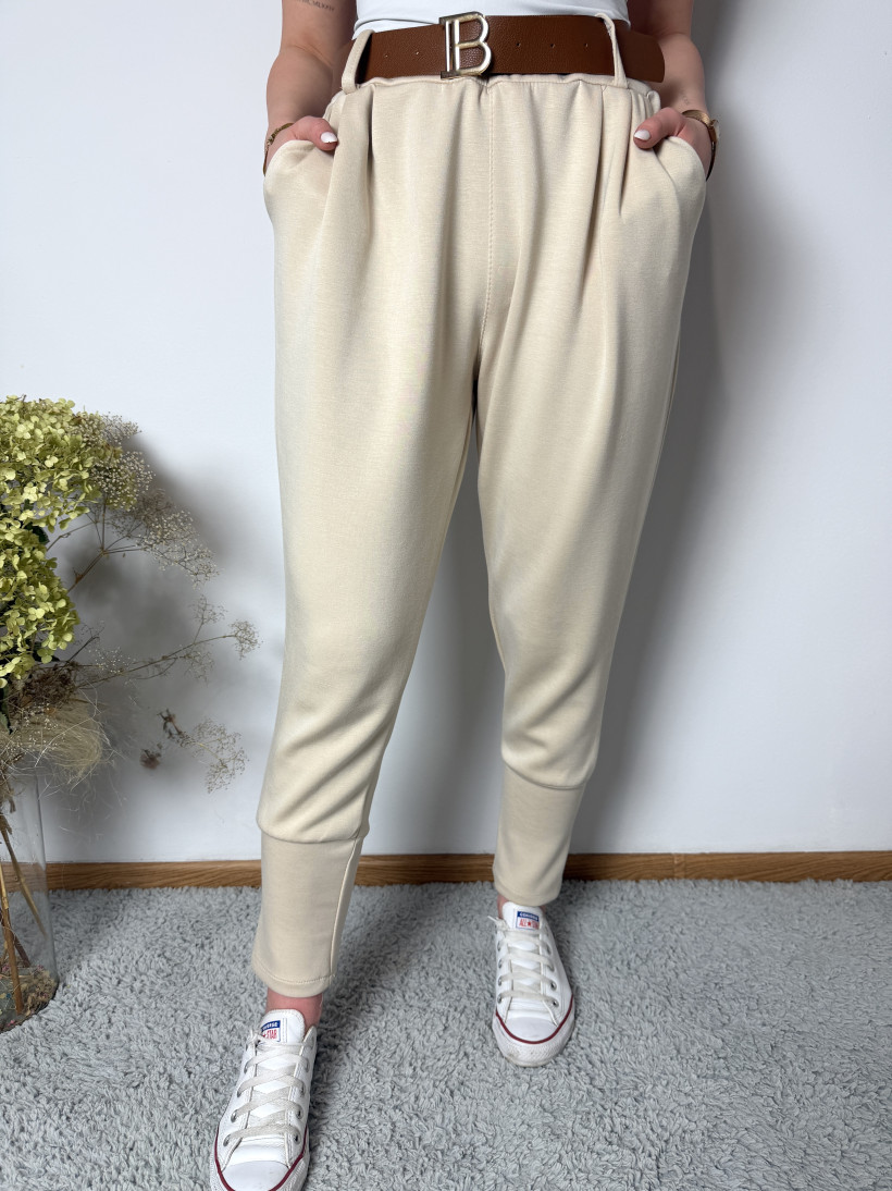 Spodnie 83 Maseลko z paskiem