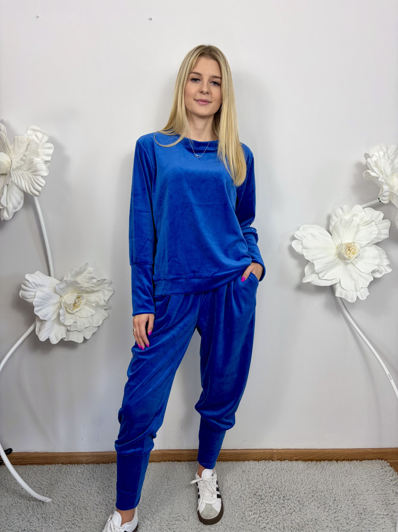 Dres 61 komplet welurowy