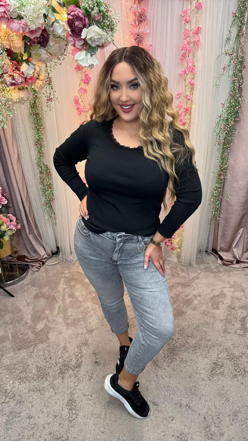 G5823 Spodnie Jeansy Mom fit Szare z paskiem  