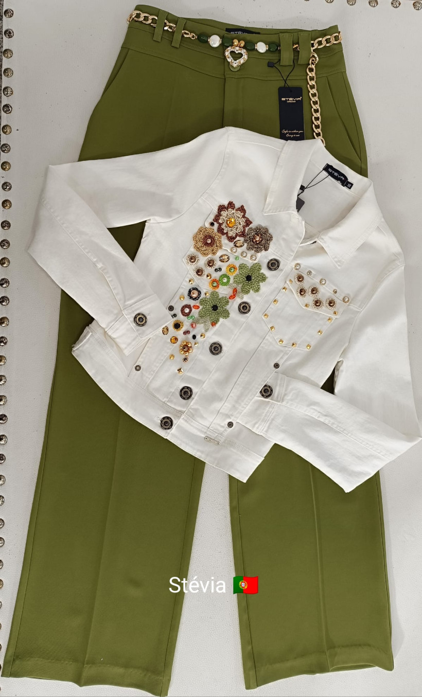 Pantalona verde stevia com cinto