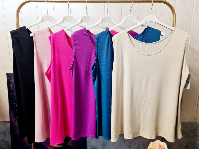 Top prążek Plus Size - kolory