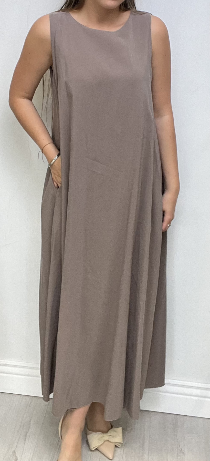 SUKIENKA MAXI W LITERĘ A