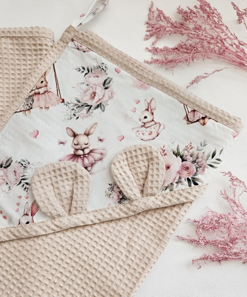 RĘCZNIK KRÓLICZKI BEŻ 110x110  HELEN