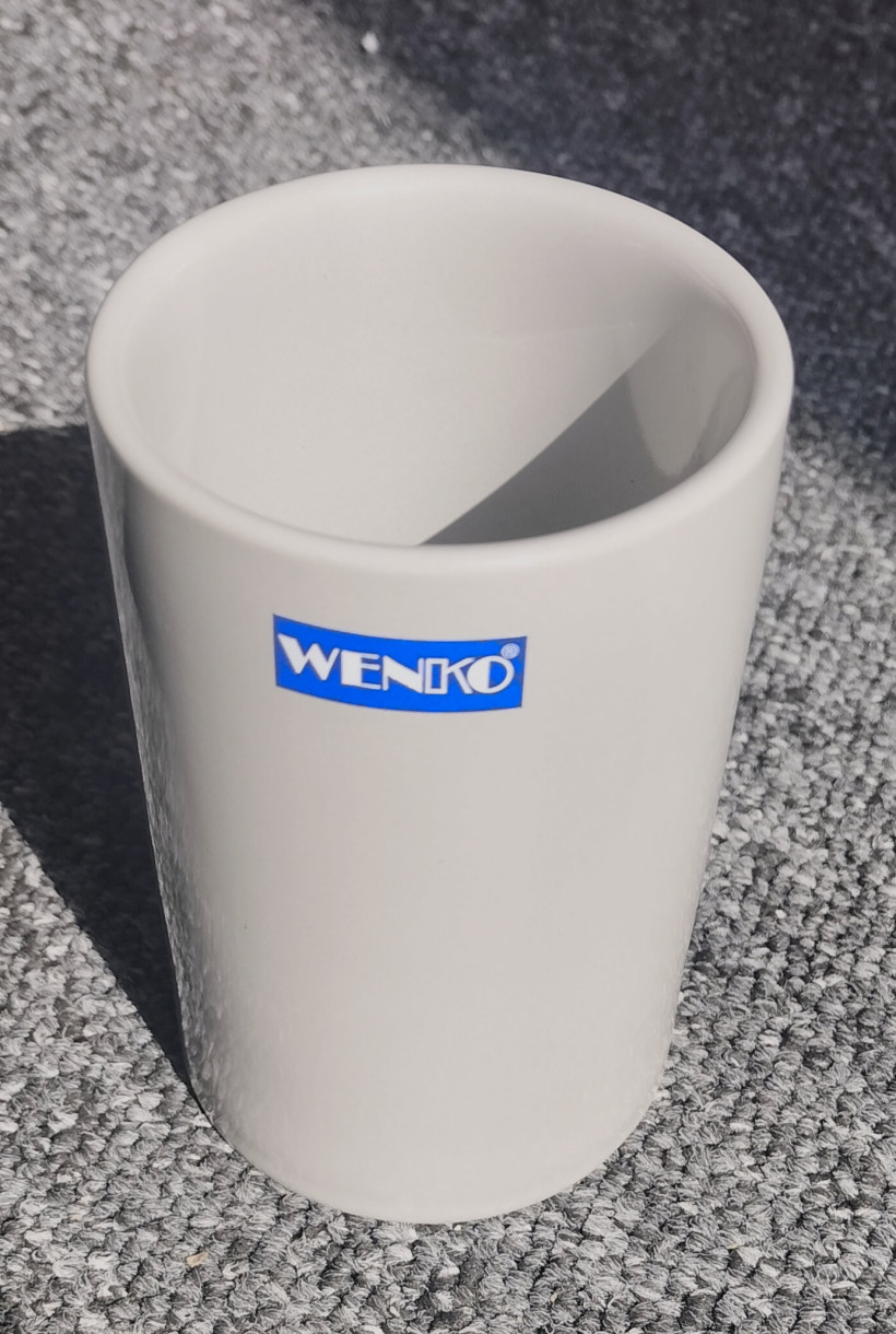 Pojemnik na szczoteczki ceramiczny