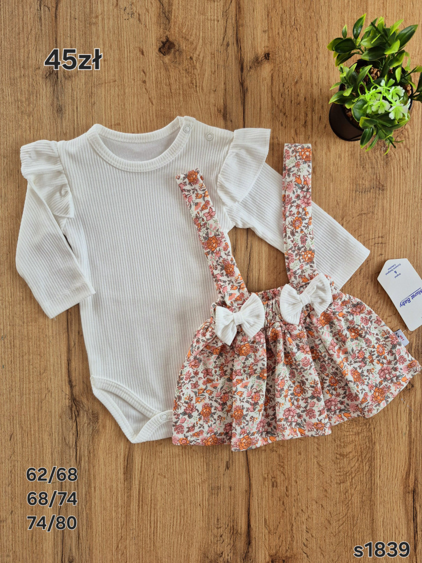Komplet body + spódniczka na szelkach w kwiaty