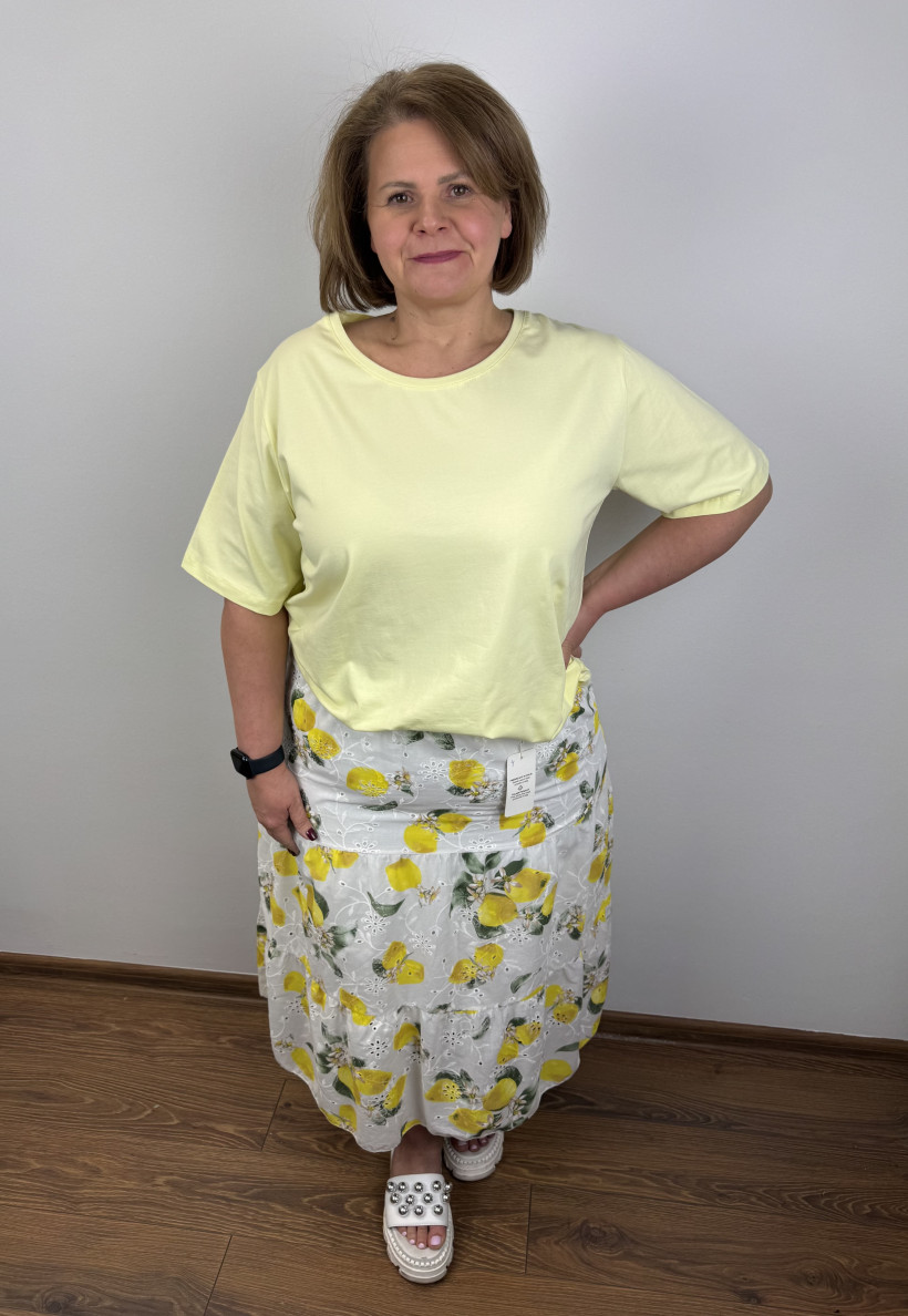 Spódnica na gumie z paseczkiem, haftowana- białe tło ,duża cytryna - wł. - 595 - biała