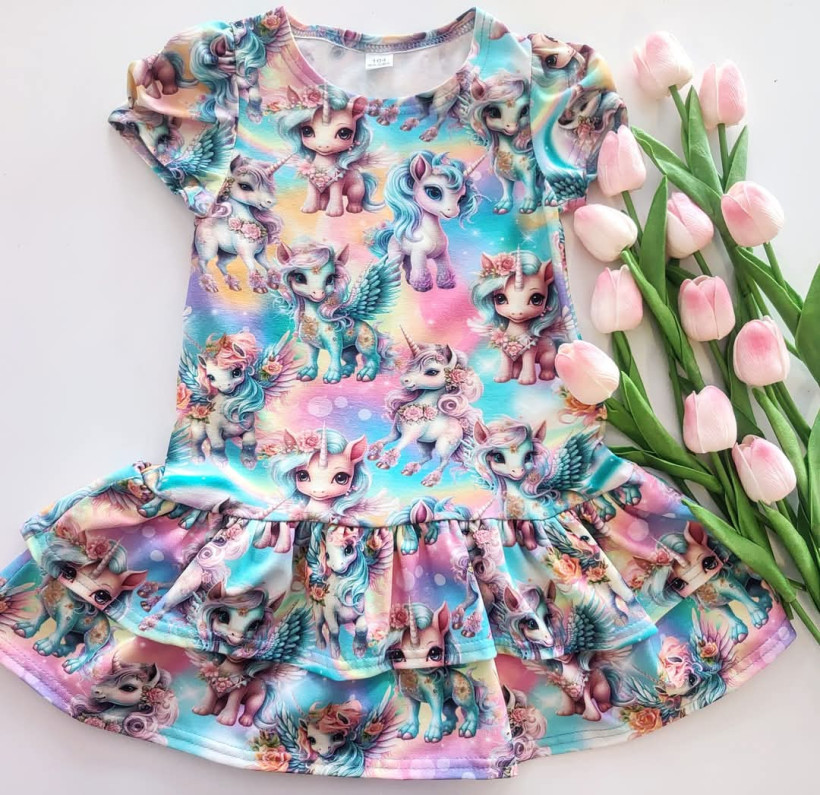 Sukienka kolorowe jednorożce