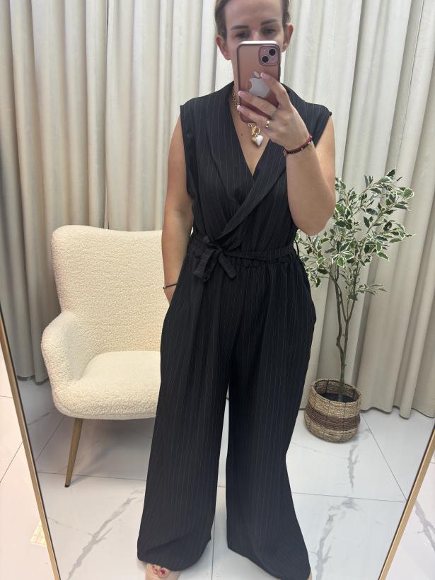 Kombinezon elegancki pionowe paski