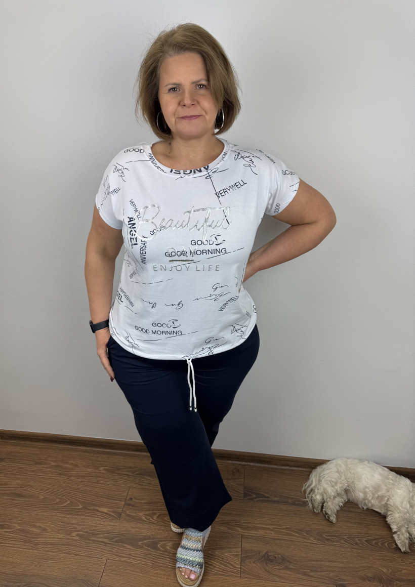 Bluzka wiązana na dole, napisy - lives - 13972 - biała