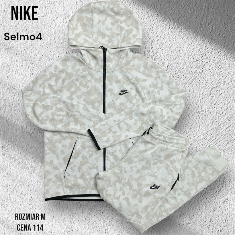 4.Komplet dresowy męski Nike rozm.M