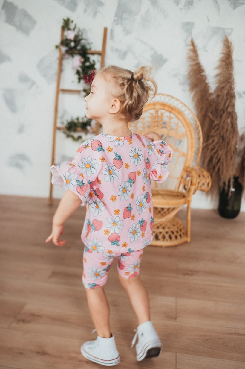 KOMPLET BLUZKA + KOLARKI TRUSKAWKI NA RÓŻU MAM TEN LUZ