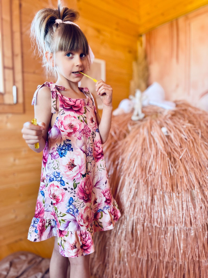 Sukienka wiązana Kolorowe Kwiaty od AuriRozi