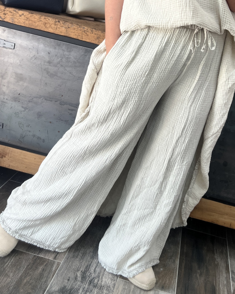 Réf 4430 Pantalon coupe  flare en gaz de coton du 36 AU 46