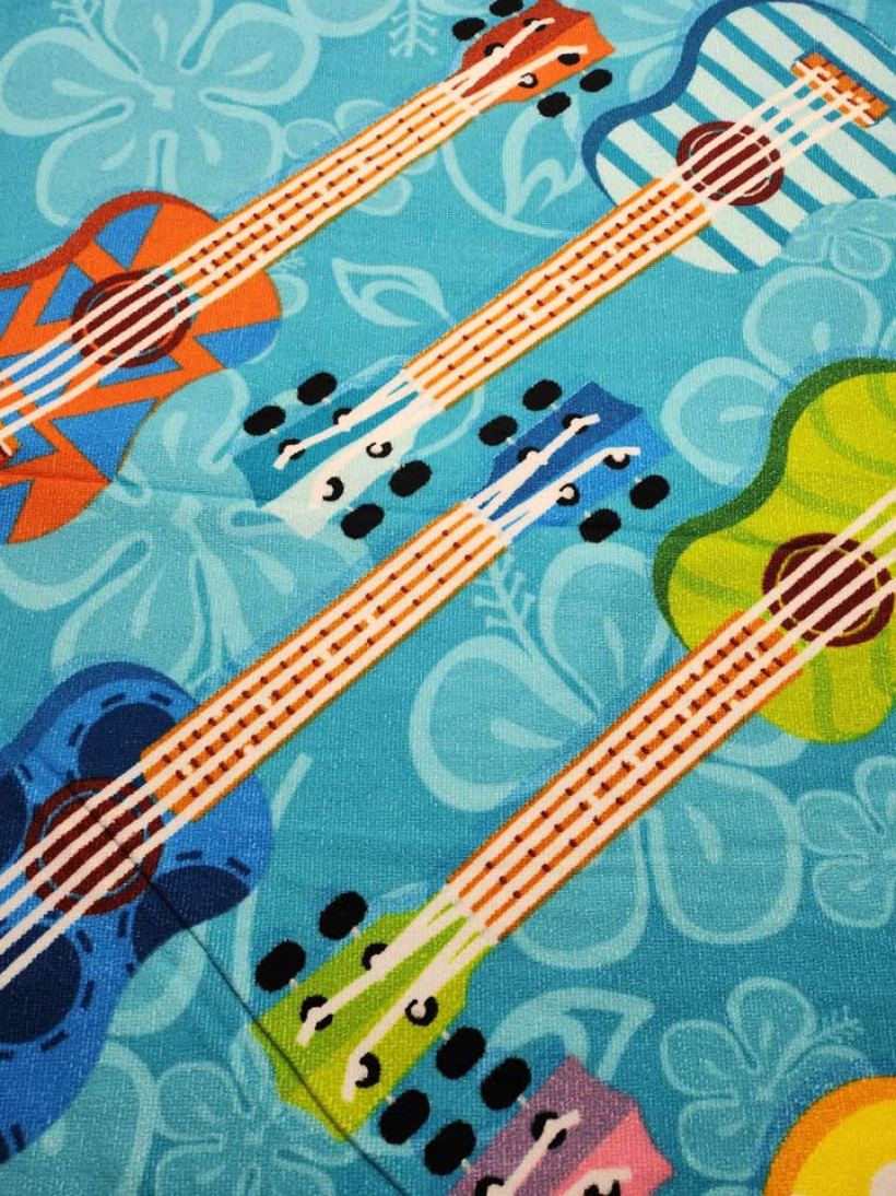 ręcznik plażowy 70x150 cm ukulele