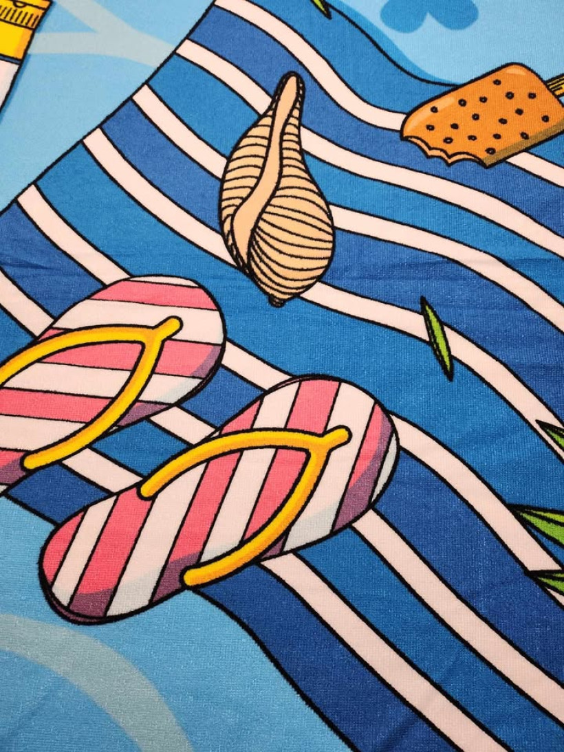 ręcznik plażowy 70x150 cm niebieski we wzorki