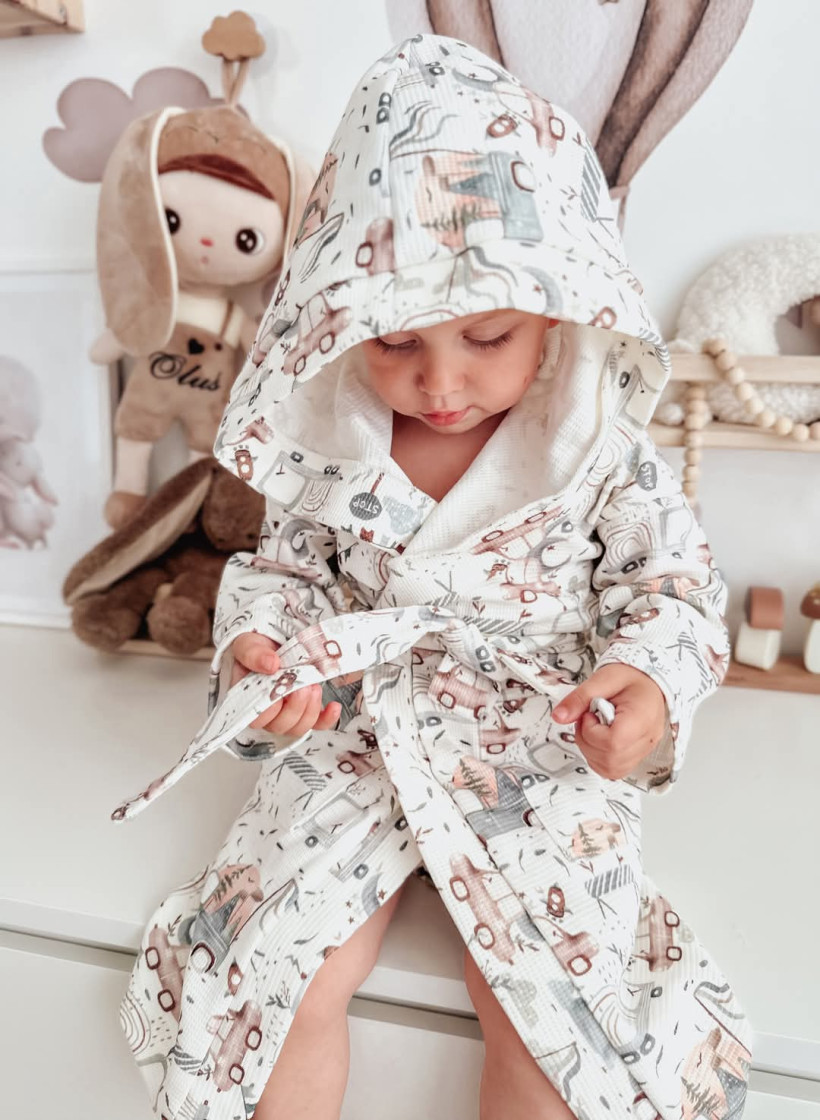 SZLAFROK  BAJKOWE AUTA CHŁOPIEC WAFELKOWY KLAWO