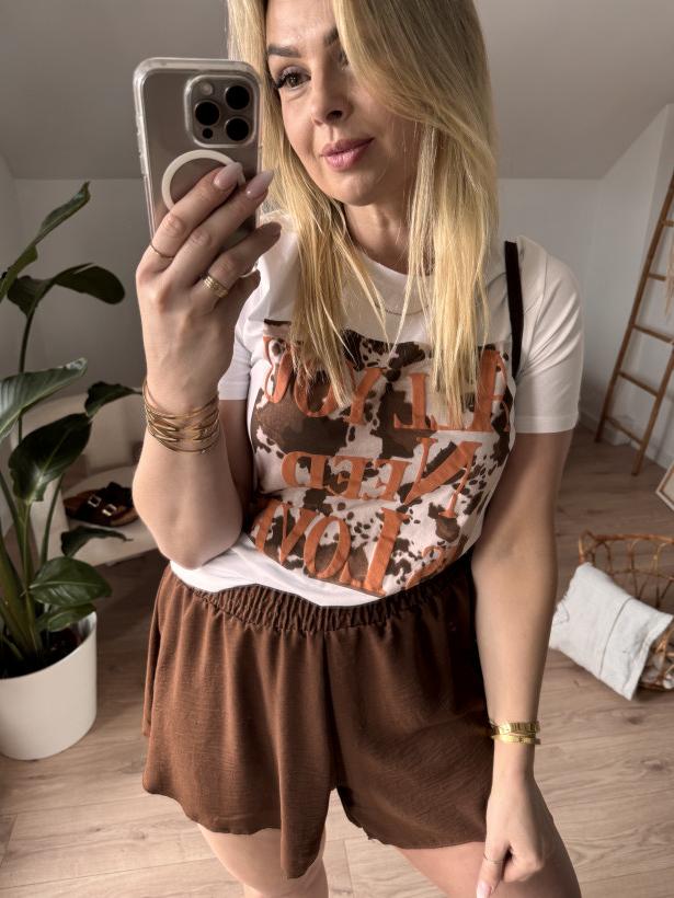 T-SHIRT NEED LOVE