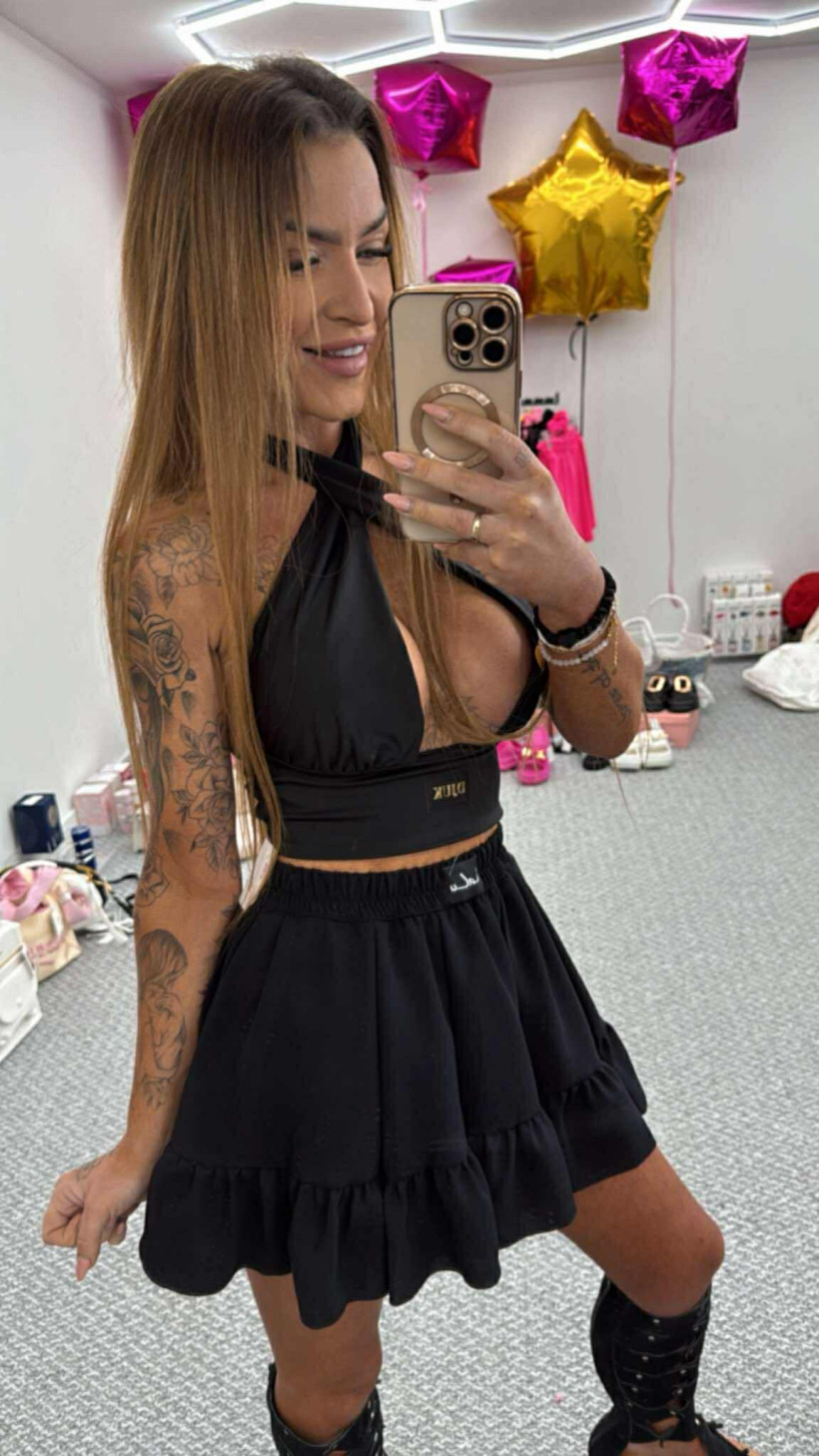 Top DJUK na szyje czarny