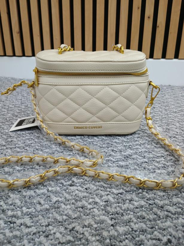 Torebka kuferek beż