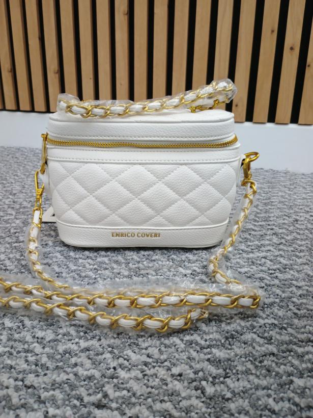 Torebka kuferek biała