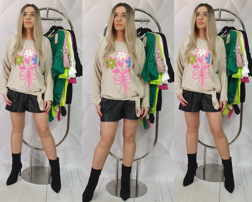 BLUZKA EMELY 4207 SR3  KWIATKUSZKI wiązana   