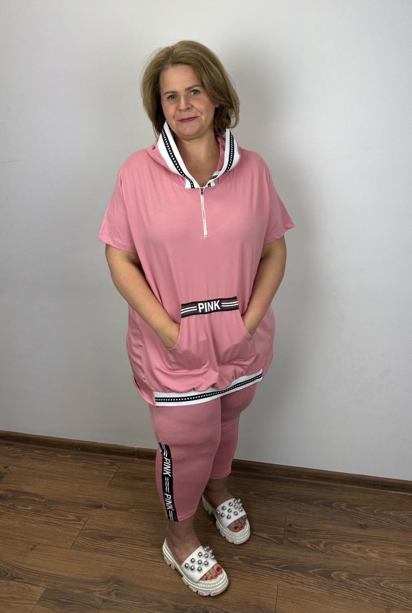 Komplet bluza z krótkim rękawem z kapturem + spodnie 3/4 z lampasem - 3xl - seraj - 3493 - brudny róż
